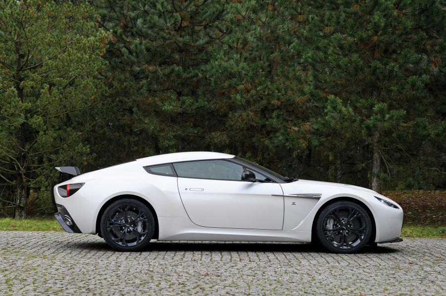  Aston Martin V12 Zagato 2012 года  (WW) (фото 80 из 97)